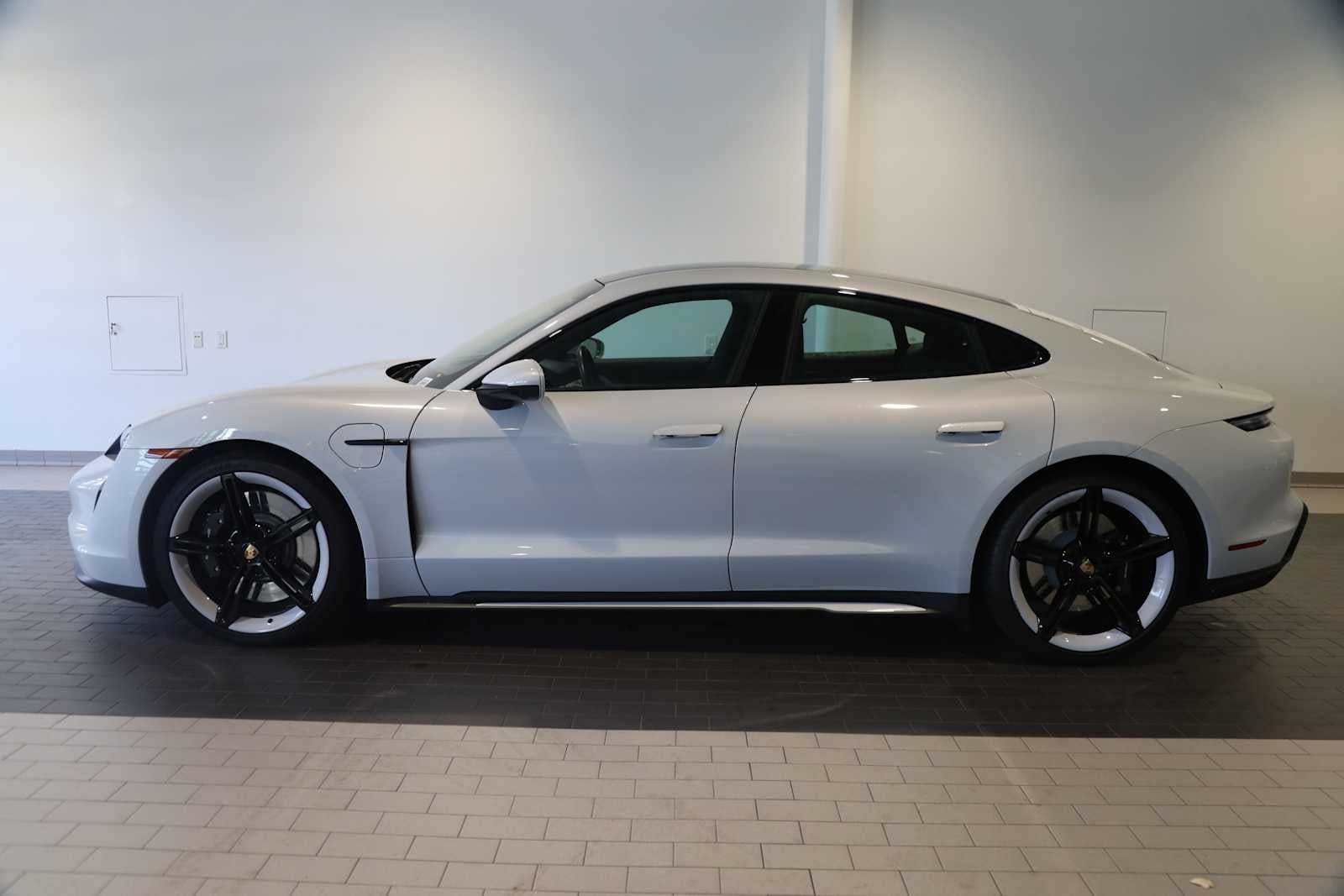 2024 Porsche Taycan Taycan 4S