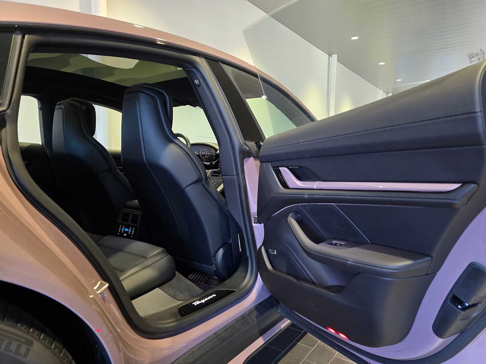 2024 Porsche Taycan 4S