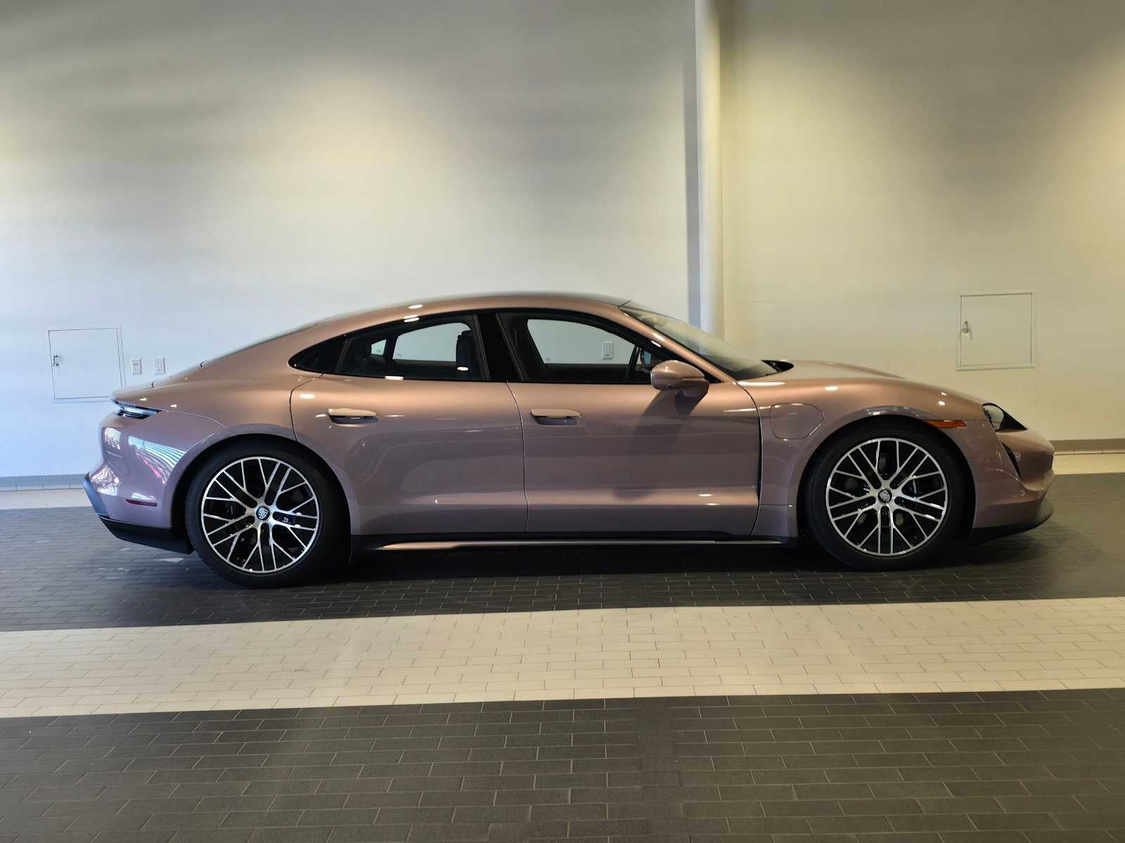 2024 Porsche Taycan 4S