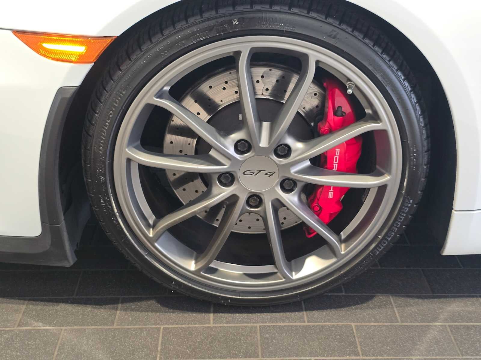 2016 Porsche Cayman Cayman GT4