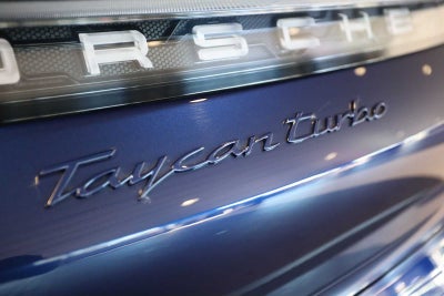 2020 Porsche Taycan Taycan Turbo