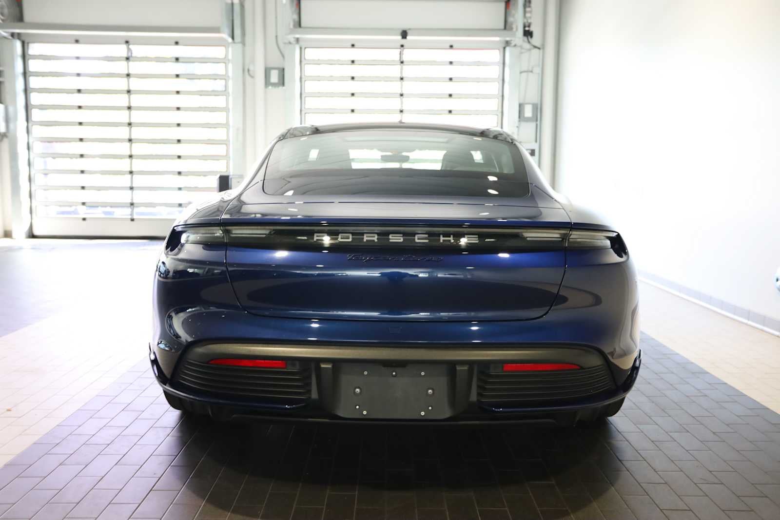 2020 Porsche Taycan Taycan Turbo