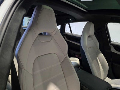 2025 Porsche Panamera GTS