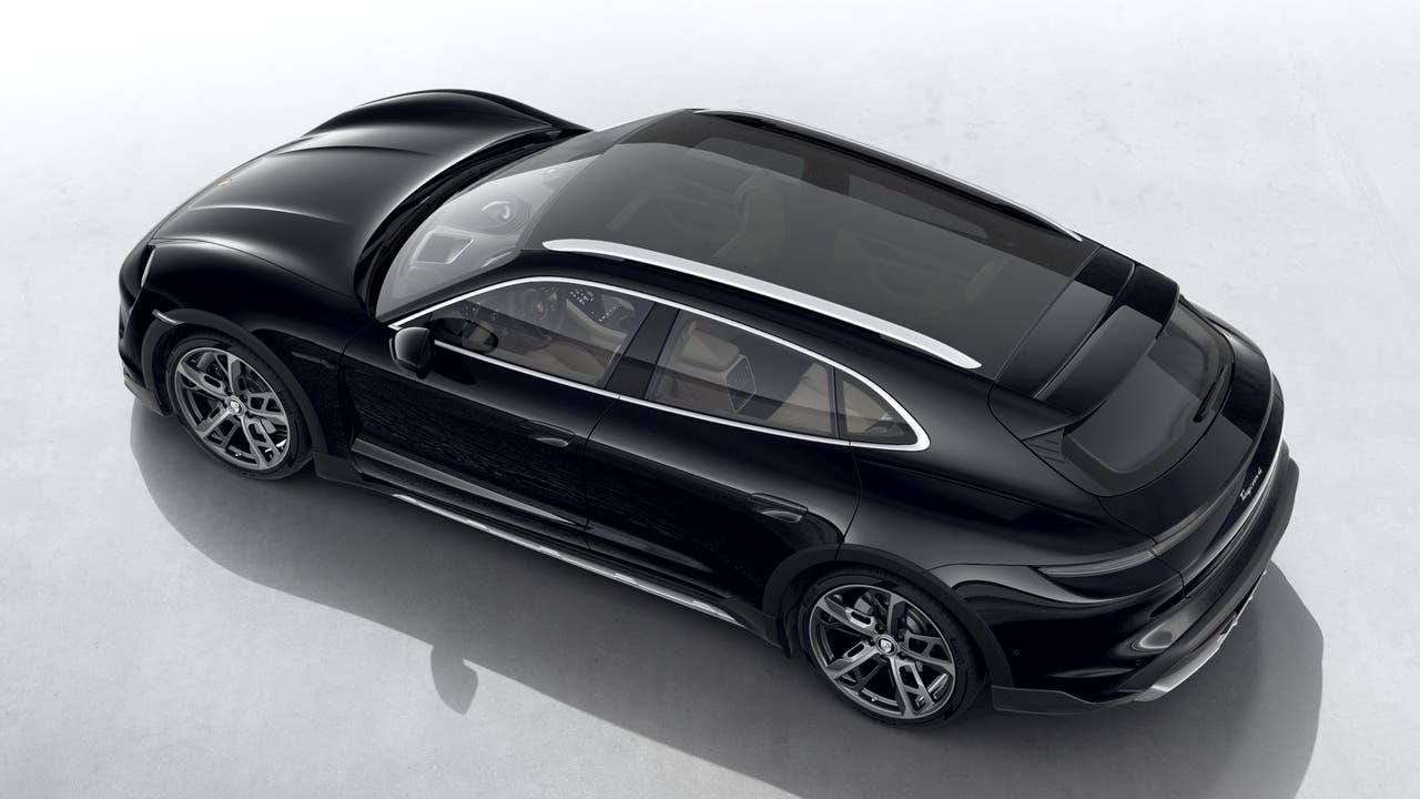 2022 Porsche Taycan Taycan 4 Cross Turismo (MY22)