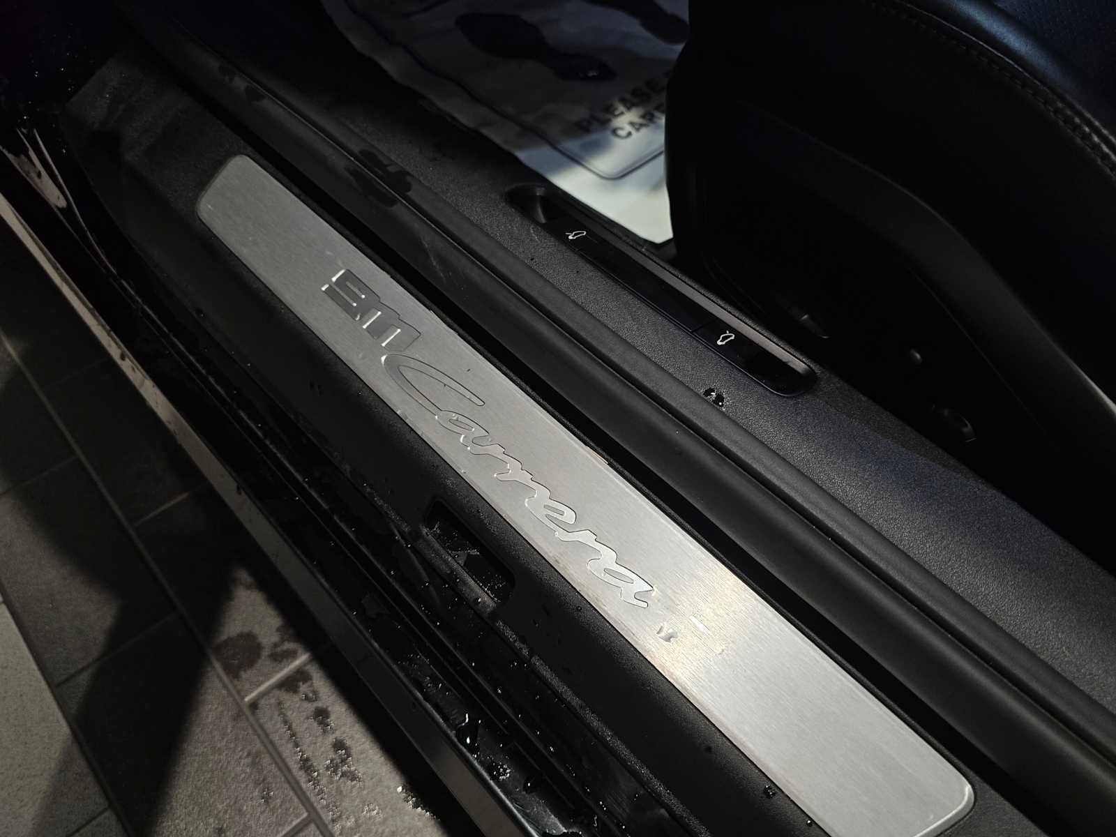 2020 Porsche 911 Carrera