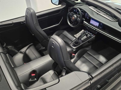 2020 Porsche 911 Carrera