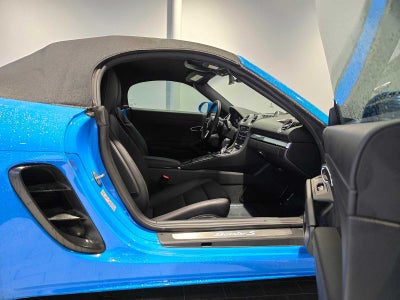 2024 Porsche 718 Boxster S