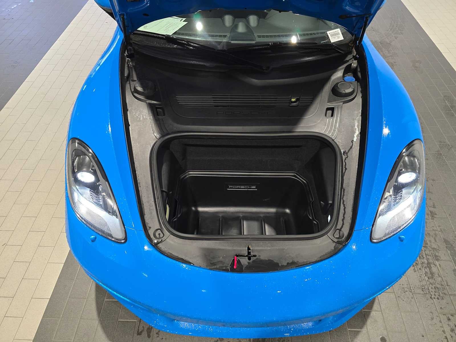 2024 Porsche 718 Boxster S