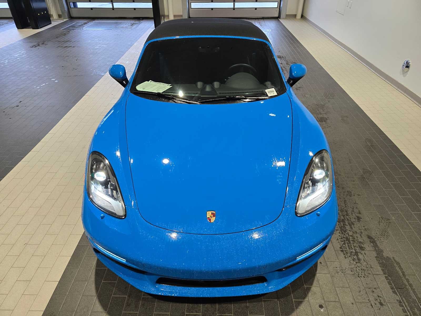 2024 Porsche 718 Boxster S