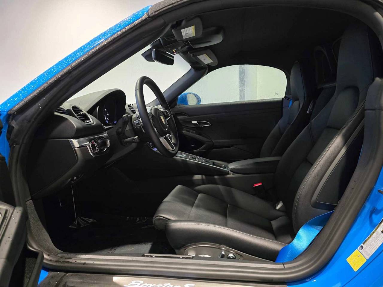 2024 Porsche 718 Boxster S