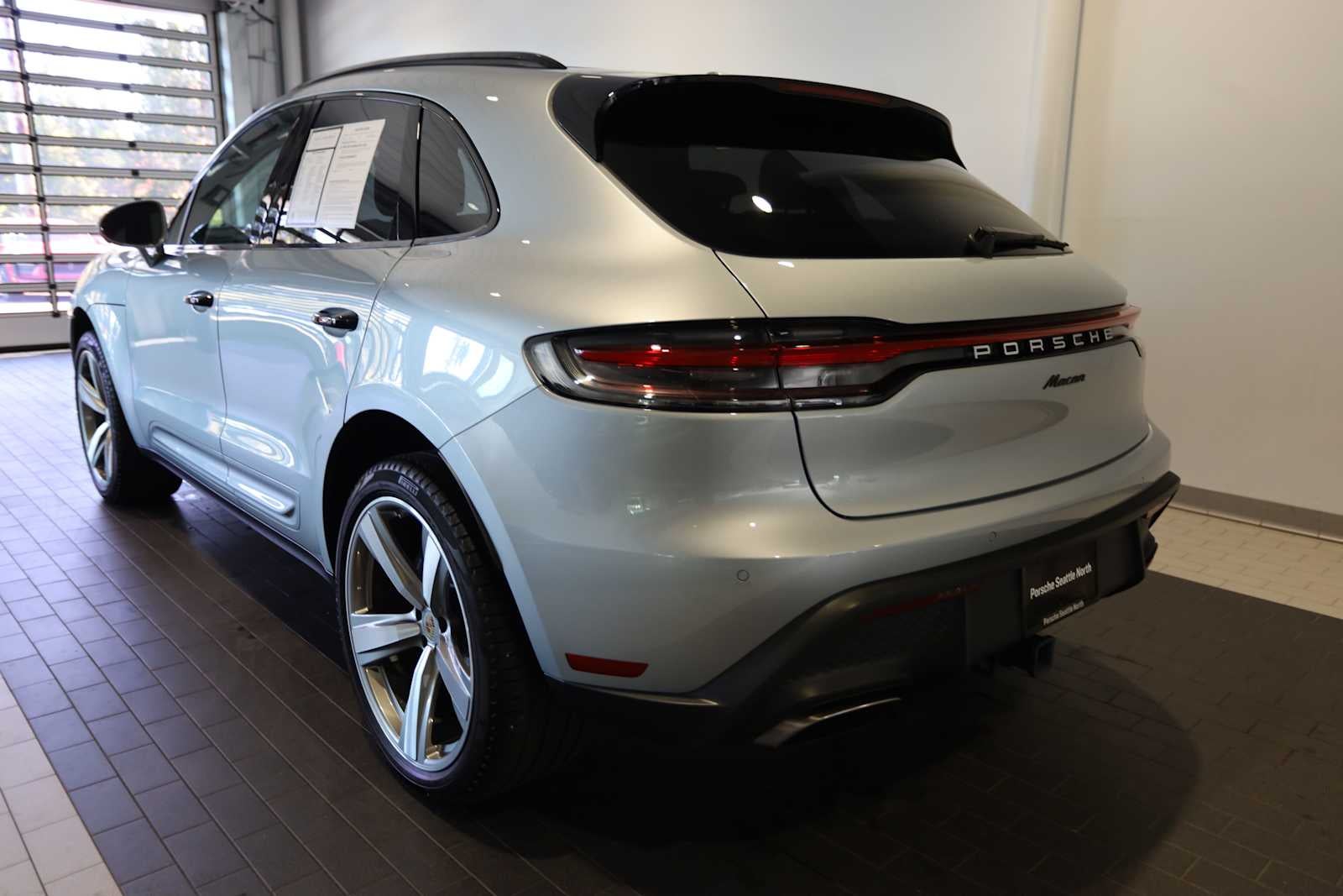 2025 Porsche Macan Macan