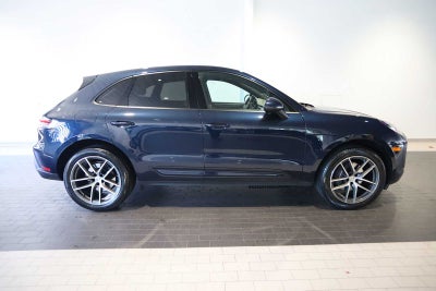 2023 Porsche Macan Macan