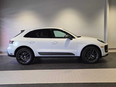 2023 Porsche Macan T