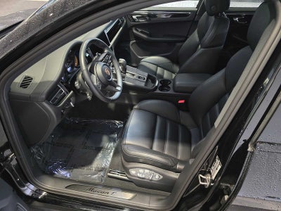 2025 Porsche Macan T