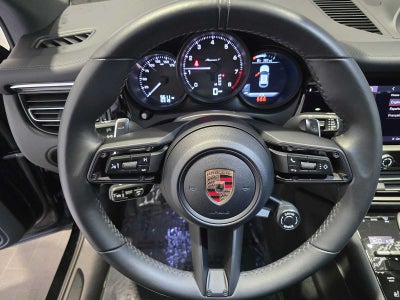 2025 Porsche Macan T