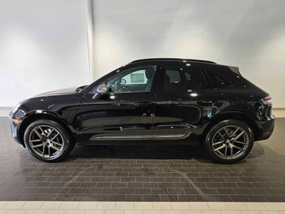 2025 Porsche Macan Base