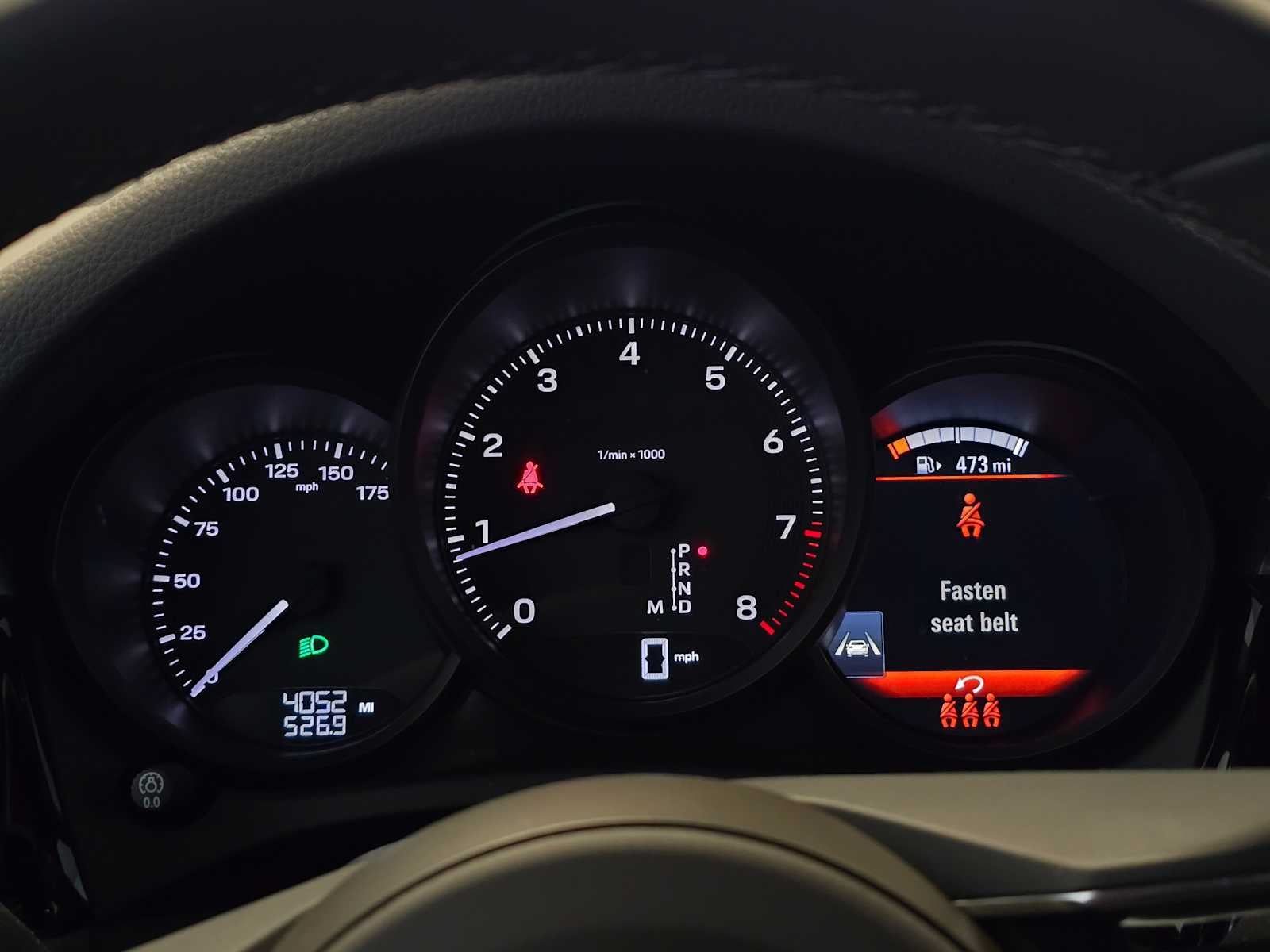 2025 Porsche Macan Base