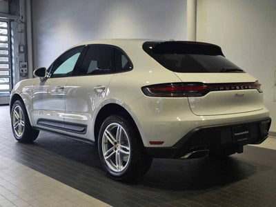 2025 Porsche Macan Base