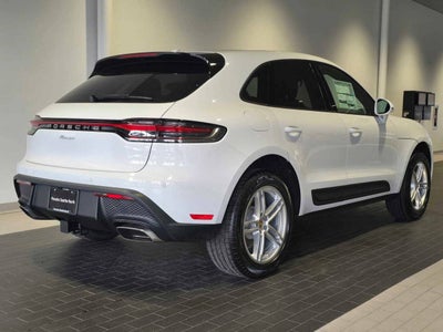 2025 Porsche Macan Base
