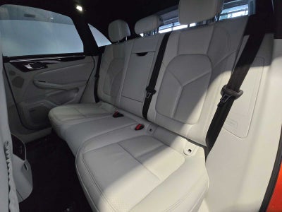 2025 Porsche Macan Macan