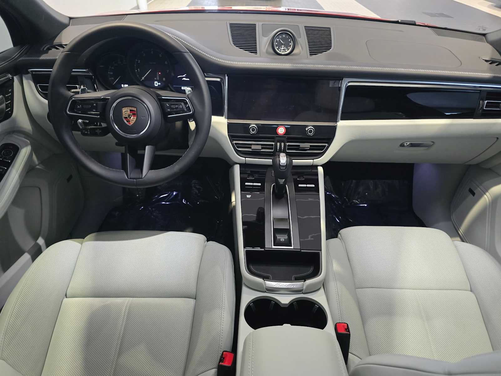 2025 Porsche Macan Macan