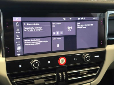 2025 Porsche Macan Macan