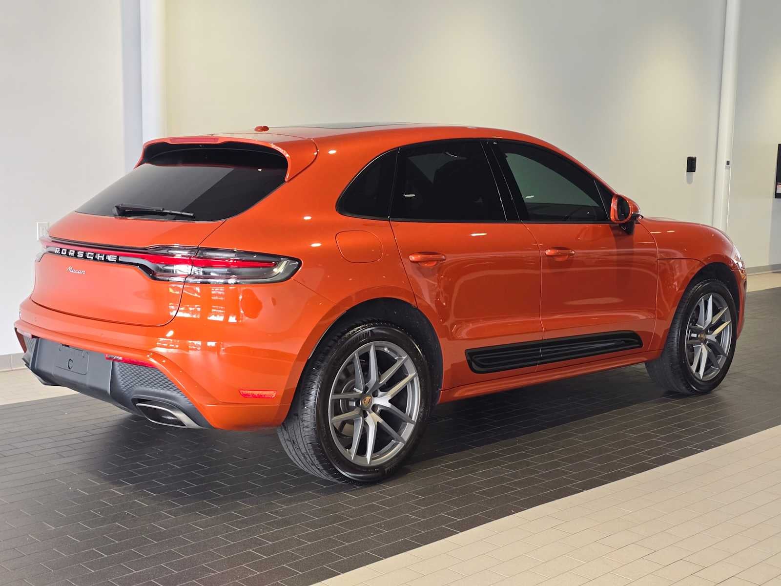 2025 Porsche Macan Macan