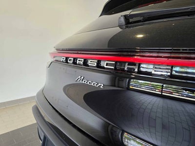 2025 Porsche Macan Macan