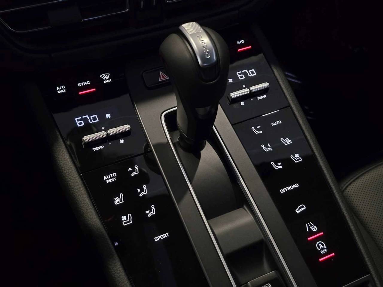2025 Porsche Macan Macan