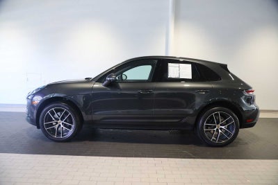 2026 Porsche Macan Macan