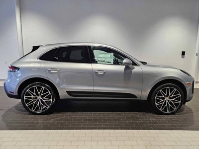 2025 Porsche Macan Base