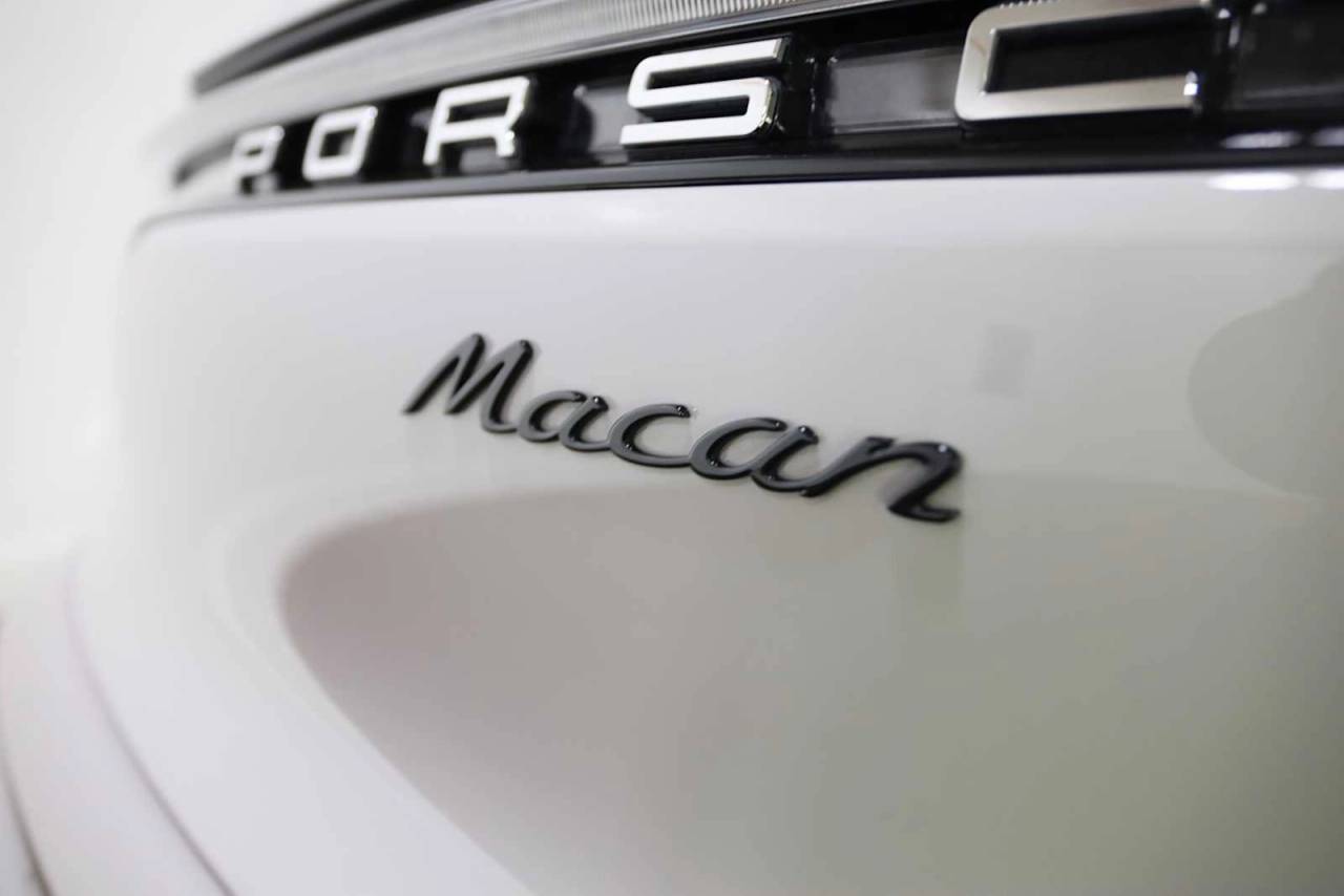 2025 Porsche Macan Macan