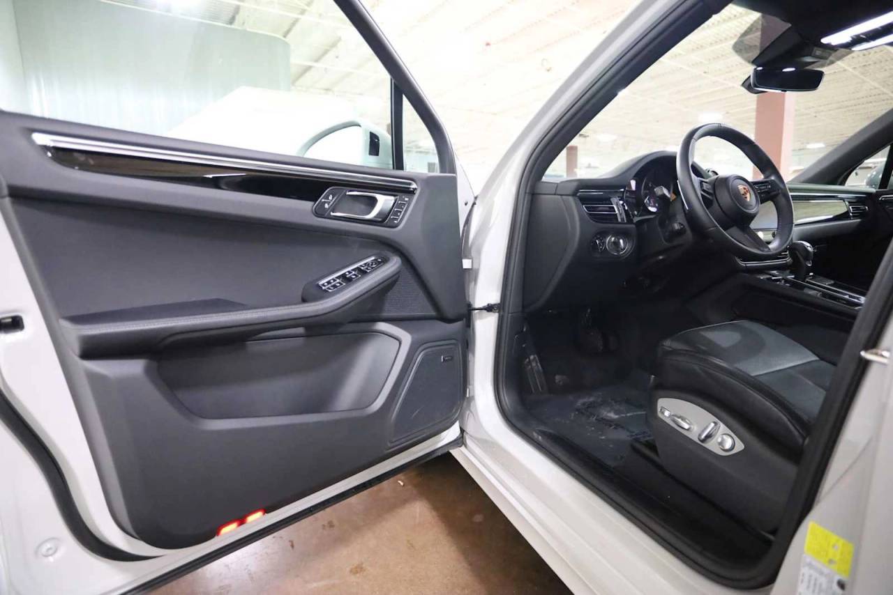 2025 Porsche Macan Macan