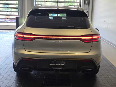 2025 Porsche Macan Macan