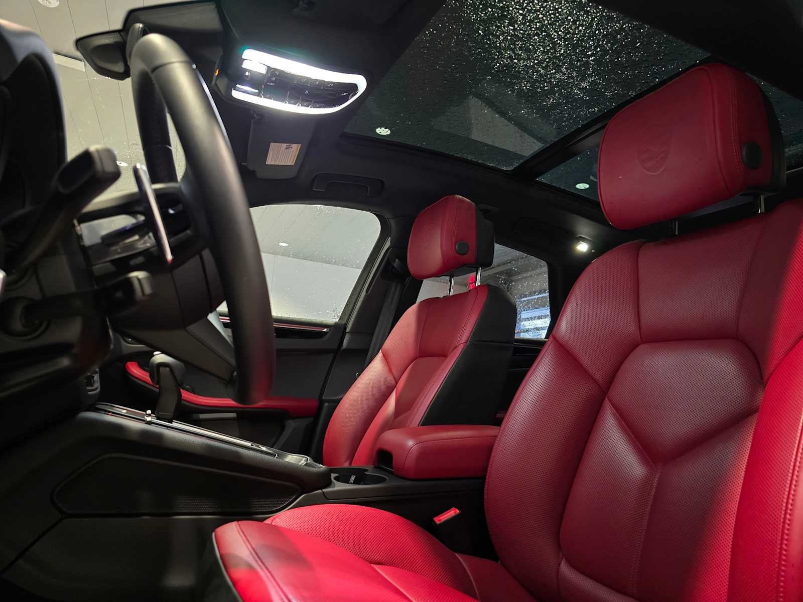 2024 Porsche Macan Base