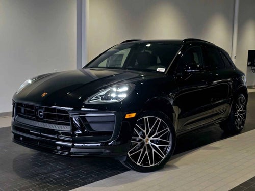 2025 Porsche Macan Base