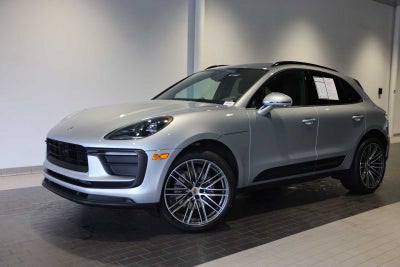 2026 Porsche Macan Macan