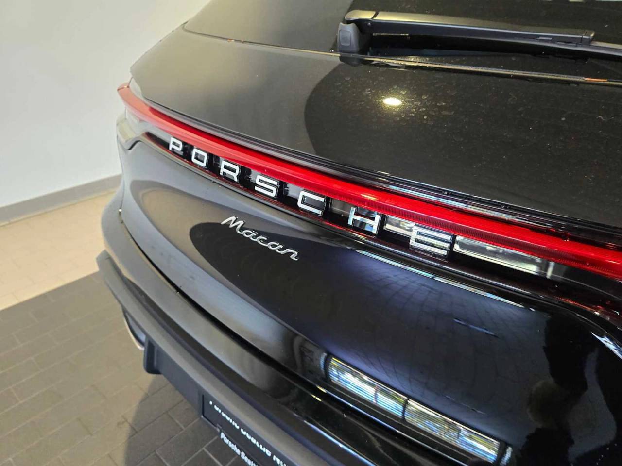 2026 Porsche Macan Macan