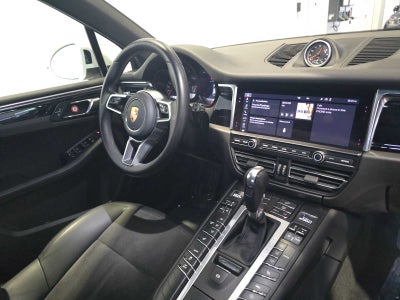 2021 Porsche Macan Base