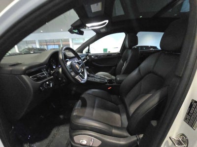 2021 Porsche Macan Base
