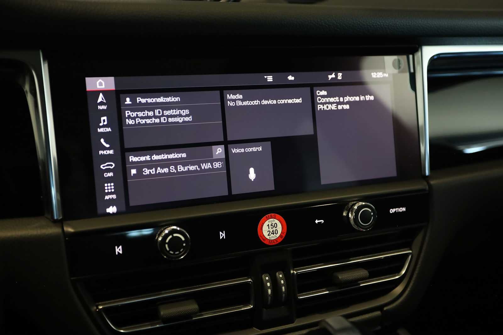 2026 Porsche Macan Macan