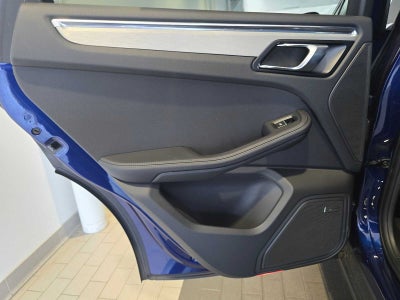 2025 Porsche Macan Macan