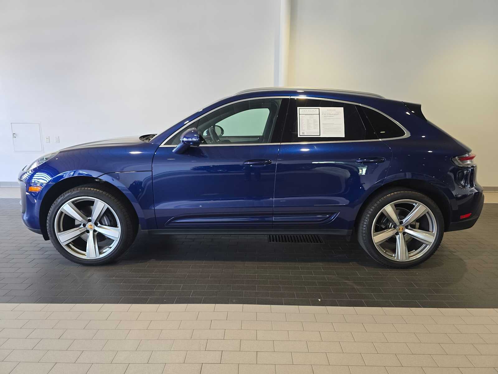2025 Porsche Macan Macan