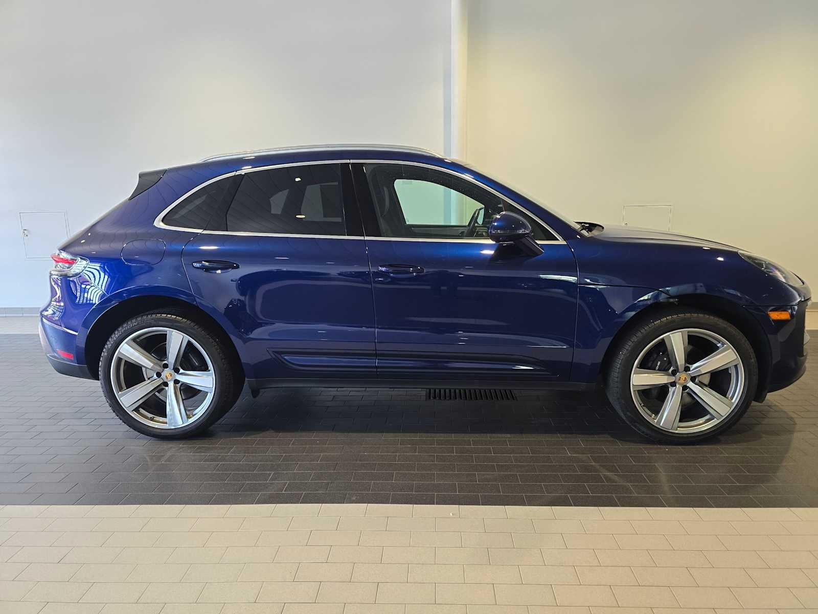 2025 Porsche Macan Macan