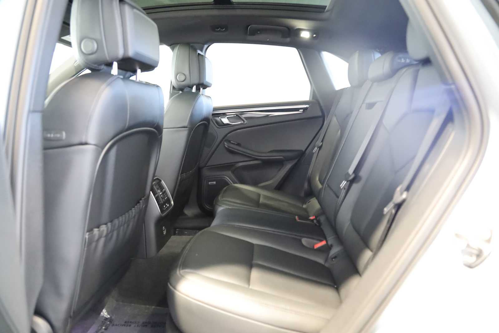 2026 Porsche Macan Macan T
