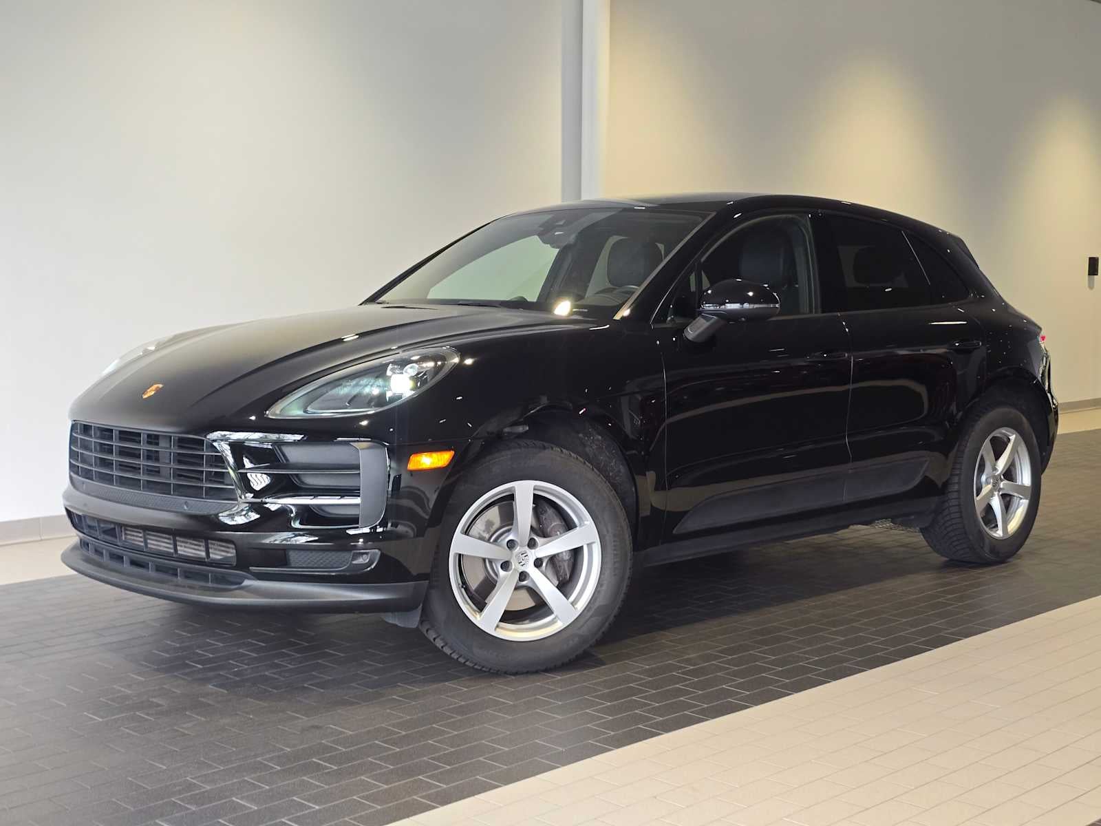 2020 Porsche Macan Macan