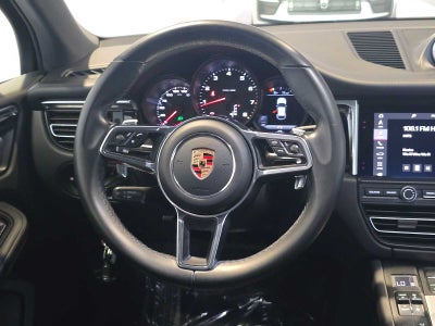 2020 Porsche Macan Macan