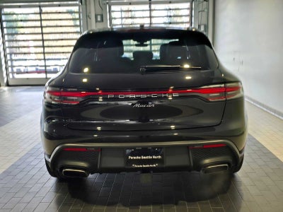2025 Porsche Macan Base