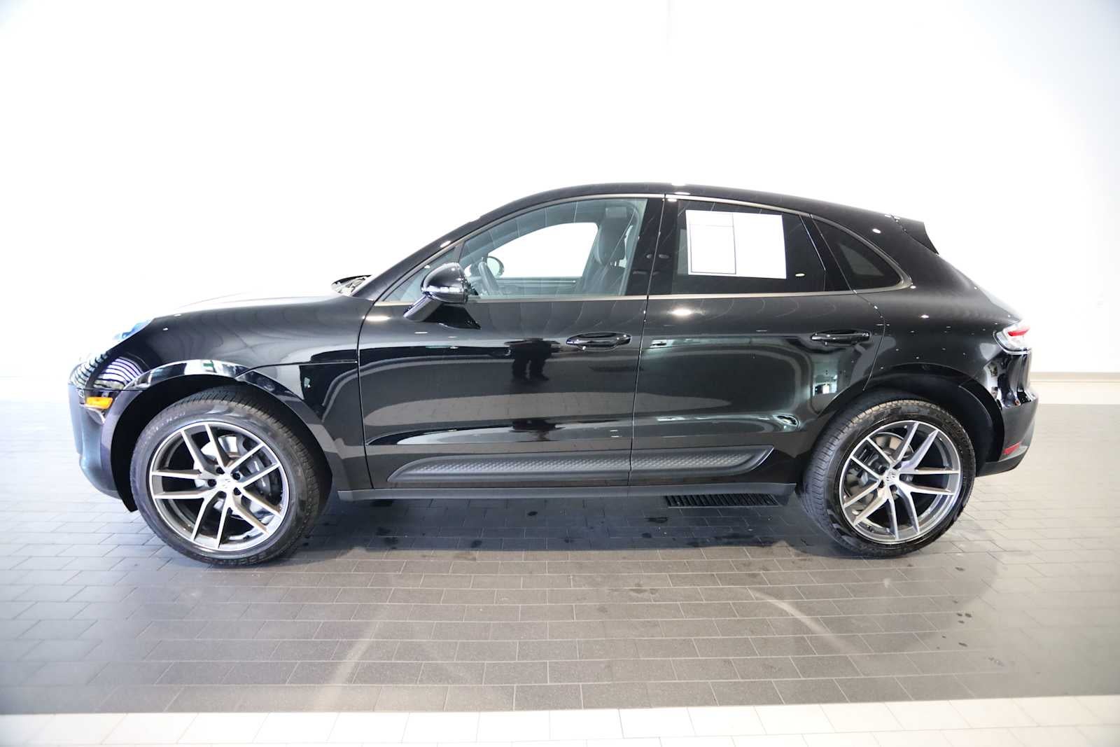 2025 Porsche Macan Macan