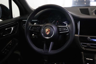 2025 Porsche Macan Macan